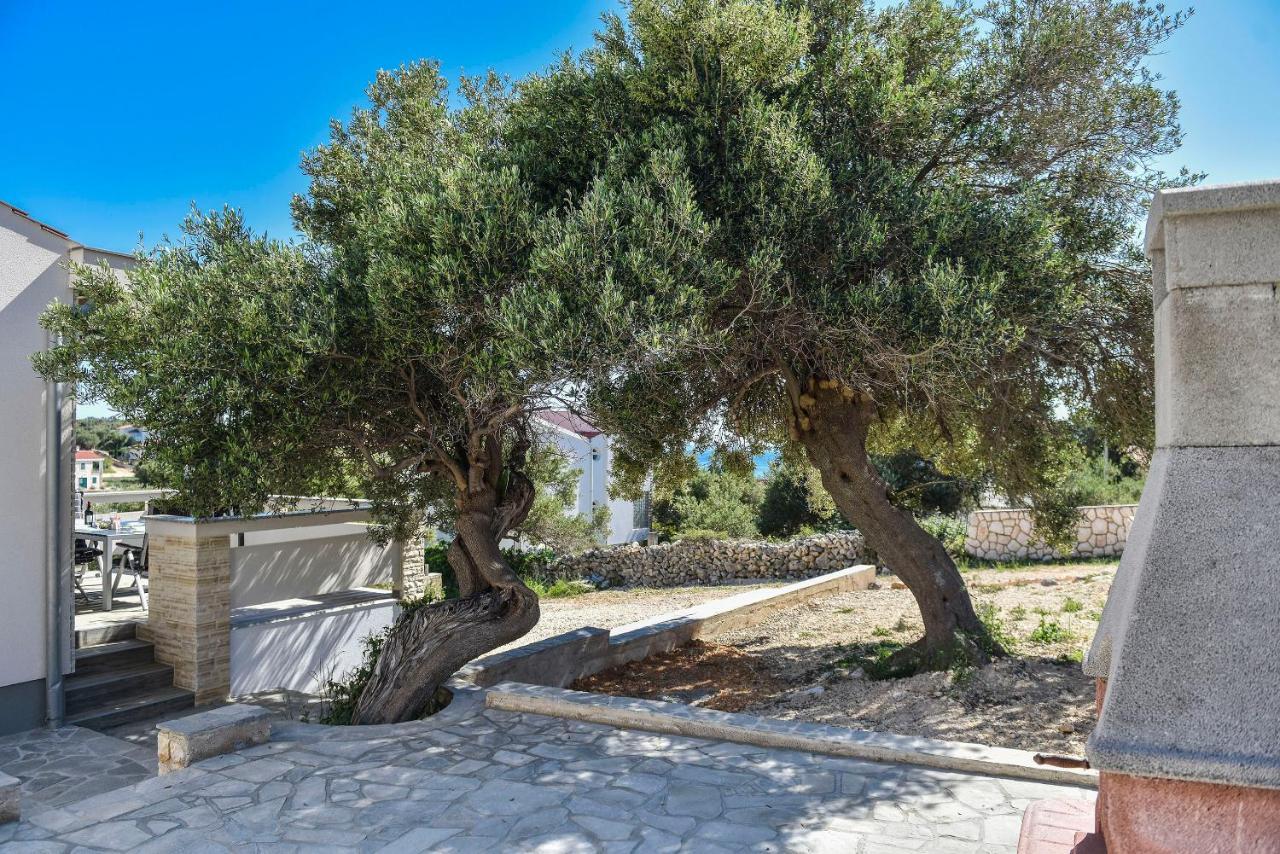 Moderner Bungalow Mit Meerblick Lun  Exterior photo